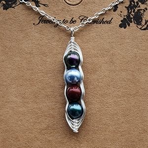 Pea Pod Necklace silver plated wire wrap , with Silver plated 22' chain
